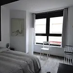 ベッド・アンド・ブレックファスト Maison Mondrian 3*