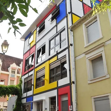Maison Mondrian 3*