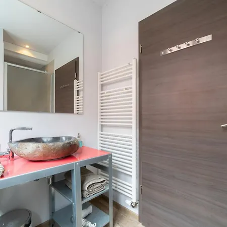 Maison Mondrian Alojamento de Acomodação e Pequeno-almoço Mulhouse