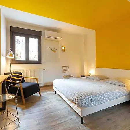 Oda ve Kahvaltı Maison Mondrian 3*