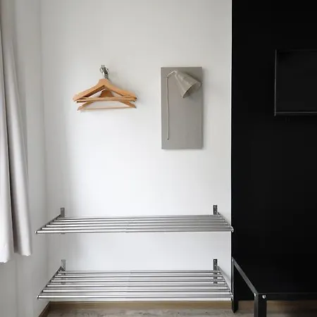 Maison Mondrian Bed & Breakfast *