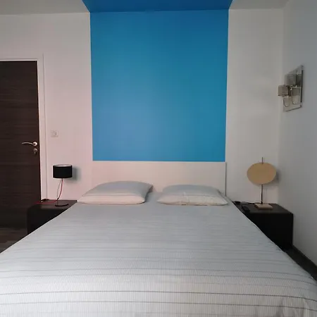 Alojamento de Acomodação e Pequeno-almoço Maison Mondrian 3*